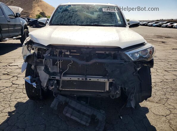 JTEBU5JR7K5661114 2019 TOYOTA 4RUNNER White Front view