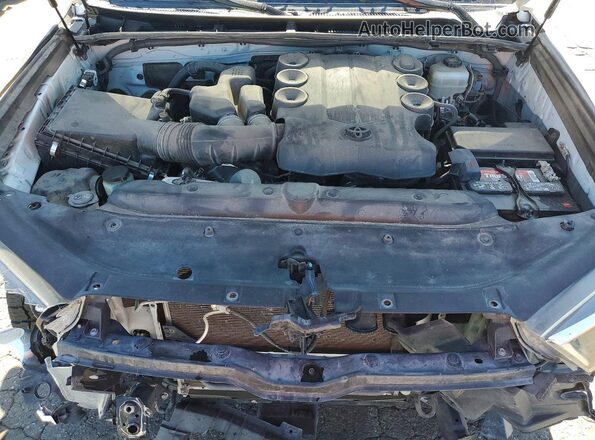 JTEBU5JR7K5661114 2019 TOYOTA 4RUNNER White Engine compartment view