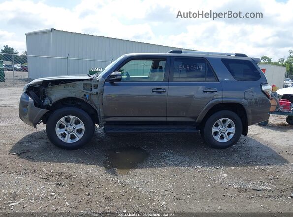 JTEBU5JR7L5751946 2020 TOYOTA 4RUNNER Gray 