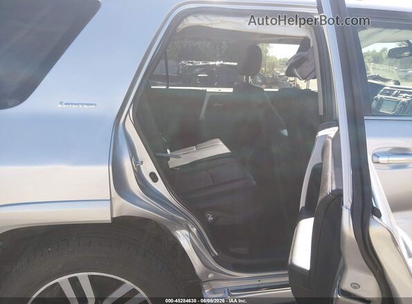 JTEBU5JR8H5454935 2017 TOYOTA 4RUNNER Silver Вид наклейки з VIN-кодом