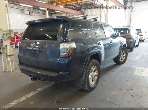 JTEBU5JR8K5688984 2019 TOYOTA 4RUNNER Синий Задняя правая четверть