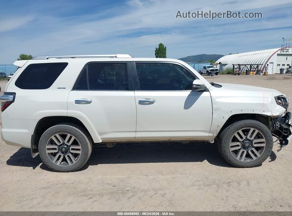 JTEBU5JRXH5450059 2017 TOYOTA 4RUNNER White 360 interior view