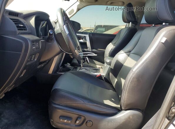 JTEBU5JRXH5450143 2017 TOYOTA 4RUNNER Black წინა სალონის ხედი