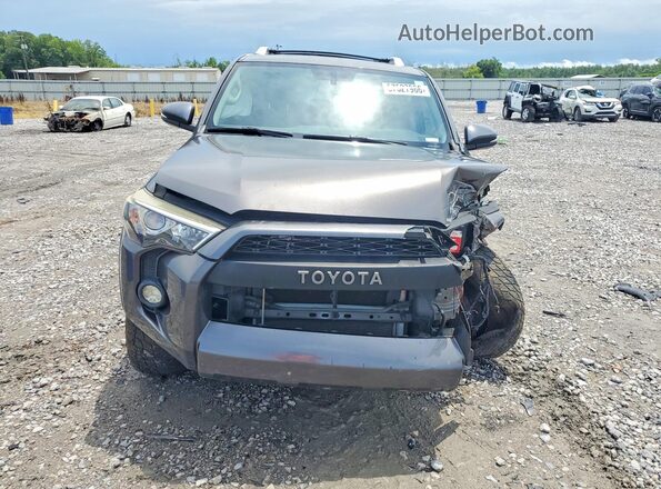 JTEBU5JRXJ5497310 2018 TOYOTA 4RUNNER Charcoal Front view
