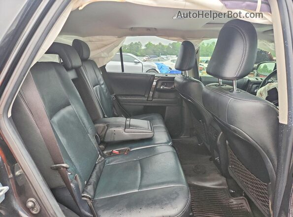 JTECU5JR9M5230913 2021 TOYOTA 4RUNNER Black Widok tylnych siedzeń