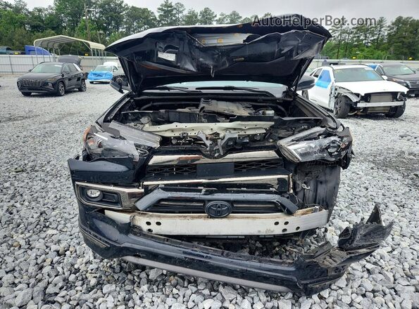 JTECU5JR9M5230913 2021 TOYOTA 4RUNNER Black Widok z przodu
