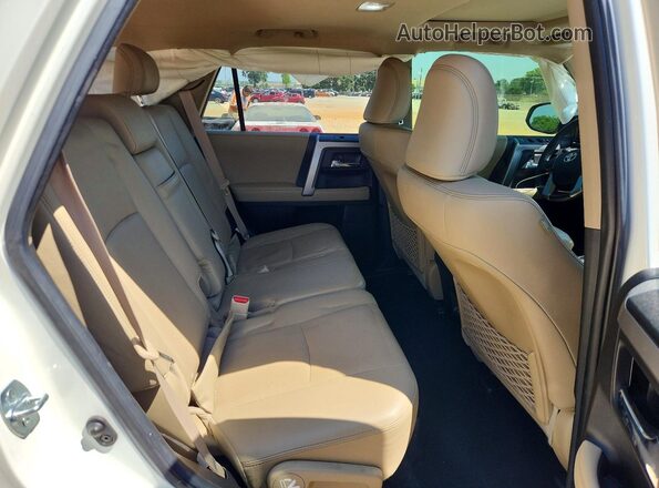 JTEDU5JR4M5251379 2021 TOYOTA 4RUNNER White Вид задньої частини салону
