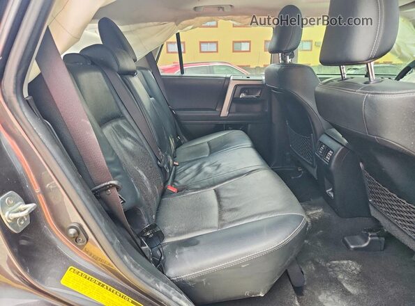 JTEDU5JR5P5293399 2023 TOYOTA 4RUNNER Gray Հետևի նստատեղերի տեսք
