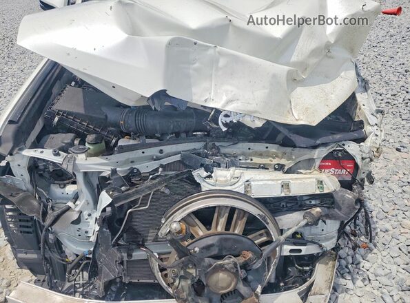 JTEDU5JRXN5273131 2022 TOYOTA 4RUNNER White Rear interior view