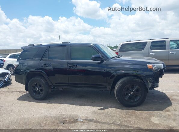 JTEEU5JR1P5299480 2023 TOYOTA 4RUNNER Black Rear interior view