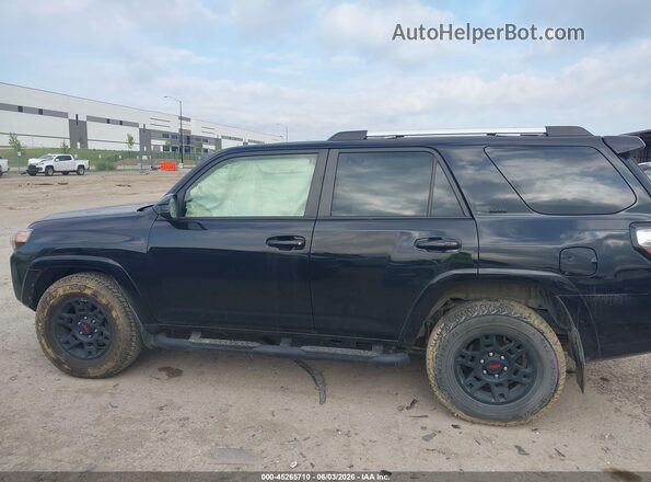 JTEEU5JR2P5299312 2023 TOYOTA 4RUNNER Black სალონის 360-გრადუსიანი ხედი