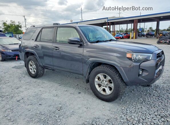 JTEEU5JR3M5233492 2021 TOYOTA 4RUNNER Gray Front right