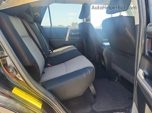 JTEEU5JR3P5291574 2023 TOYOTA 4RUNNER Black Vista interior trasera
