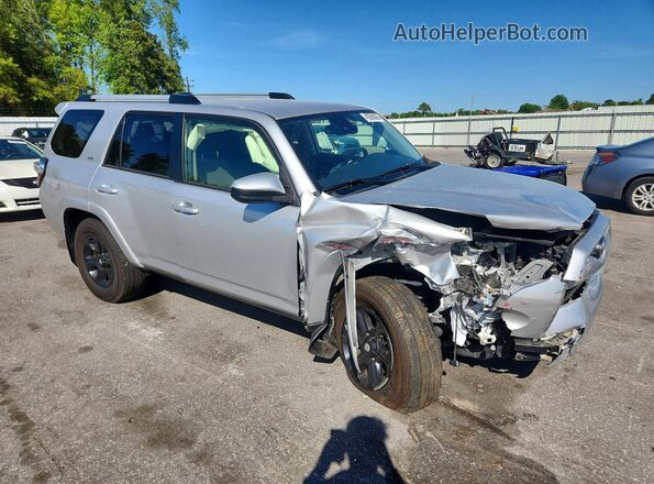 JTEEU5JR3R5311373 2024 TOYOTA 4RUNNER Silver Առջևի աջ