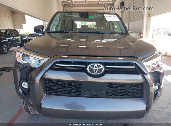 JTEEU5JR6N5252572 2022 TOYOTA 4RUNNER Gray Вид щитка приладів