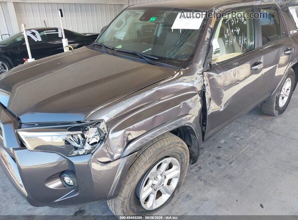 JTEEU5JR6N5252572 2022 TOYOTA 4RUNNER Gray Вид спереду