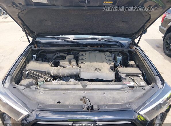 JTEEU5JR6N5253155 2022 TOYOTA 4RUNNER Black უკანა ხედი
