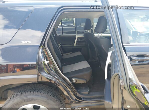 JTEEU5JR6N5253155 2022 TOYOTA 4RUNNER Black VIN კოდის სტიკერის ხედი