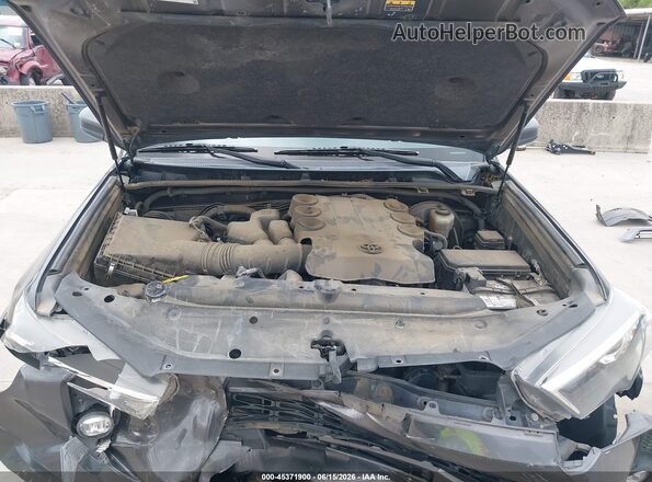 JTEEU5JR8M5243595 2021 TOYOTA 4RUNNER Gray Вид ззаду