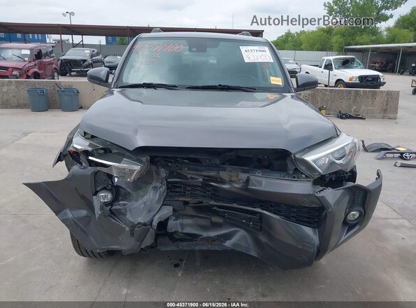 JTEEU5JR8M5243595 2021 TOYOTA 4RUNNER Gray Вид задньої частини салону