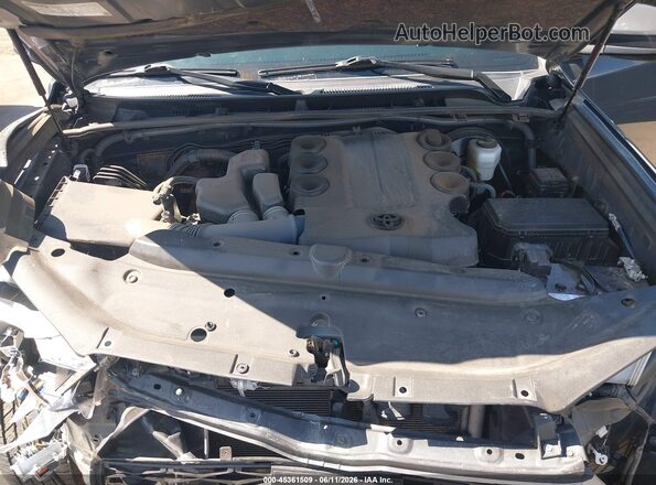 JTEEU5JR8R5306783 2024 TOYOTA 4RUNNER Gray Rear view