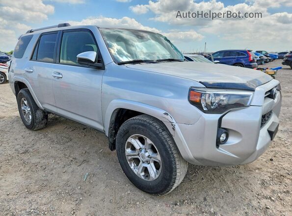 JTEEU5JRXP5296254 2023 TOYOTA 4RUNNER Silver Передня права чверть