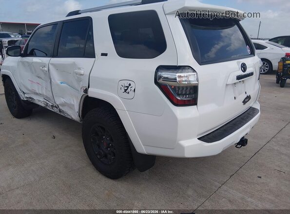 JTEFU5JR1N5256940 2022 TOYOTA 4RUNNER White Trasero izquierdo