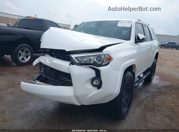JTEFU5JR9P5297576 2023 TOYOTA 4RUNNER Белый Передняя левая четверть