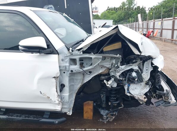 JTEFU5JR9P5297576 2023 TOYOTA 4RUNNER Белый Вид спереди