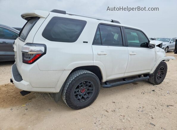 JTEFU5JR9R5313875 2024 TOYOTA 4RUNNER White 