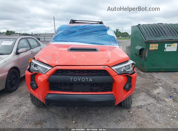 JTELU5JR2P6109946 2023 TOYOTA 4RUNNER Orange Вид задньої частини салону