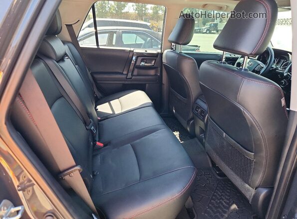 JTELU5JR4R6278031 2024 TOYOTA 4RUNNER Gray 
