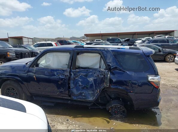 JTEMU5JR1P6176218 2023 TOYOTA 4RUNNER Blue Widok wnętrza 360 stopni