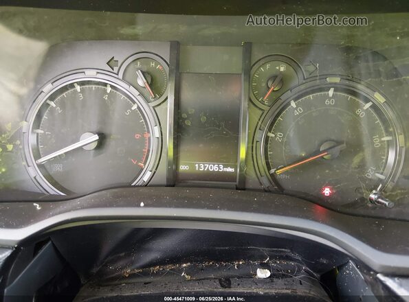 JTEMU5JR2M5885001 2021 TOYOTA 4RUNNER Silver Вид задніх сидінь