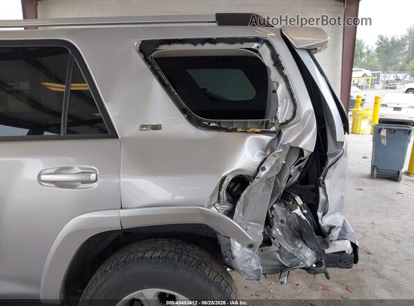 JTEMU5JR3M5922203 2021 TOYOTA 4RUNNER Silver Front view