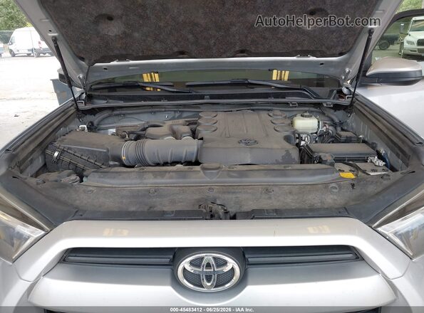 JTEMU5JR3M5922203 2021 TOYOTA 4RUNNER Silver Rear view