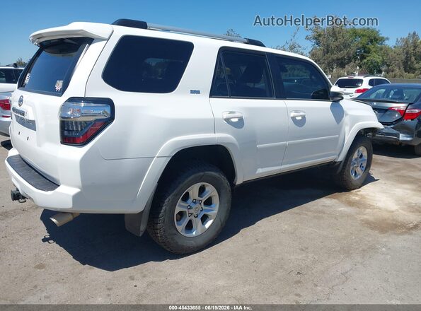 JTEMU5JR3N6006116 2022 TOYOTA 4RUNNER White Задня права чверть
