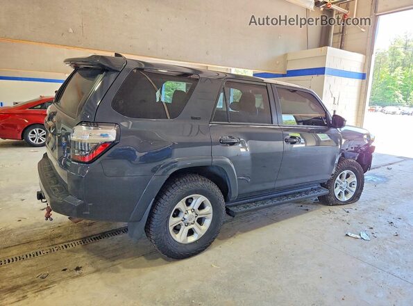 JTEMU5JR4R6239802 2024 TOYOTA 4RUNNER Gray 