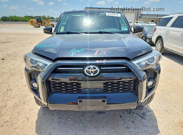 JTEMU5JR7M5857145 2021 TOYOTA 4RUNNER Black Front view