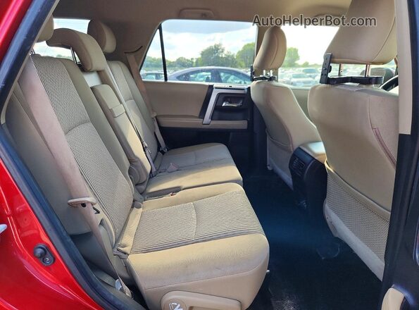 JTEMU5JR9M5958073 2021 TOYOTA 4RUNNER Red Вид задньої частини салону