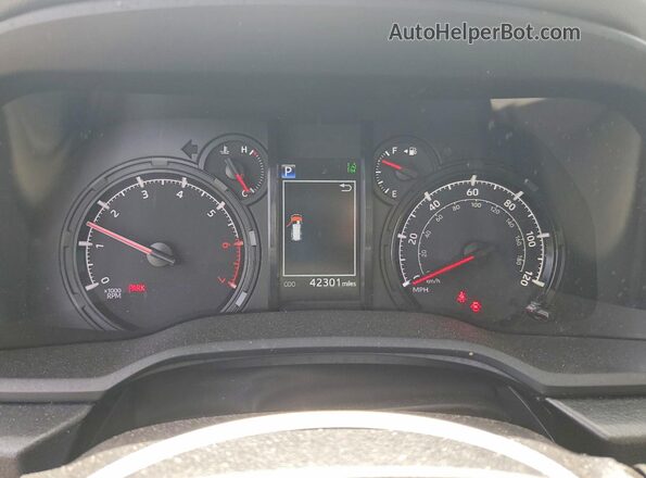 JTEMU5JR9P6104134 2023 TOYOTA 4RUNNER White ხელსაწყოთა პანელის ხედი