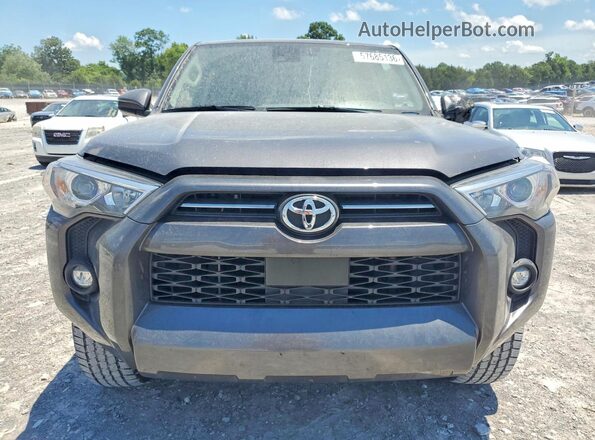 JTEMU5JRXN6048735 2022 TOYOTA 4RUNNER Gray Դիմացի տեսք