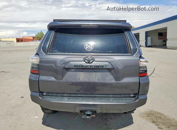 JTENU5JR2P6148755 2023 TOYOTA 4RUNNER Gray Вид ззаду