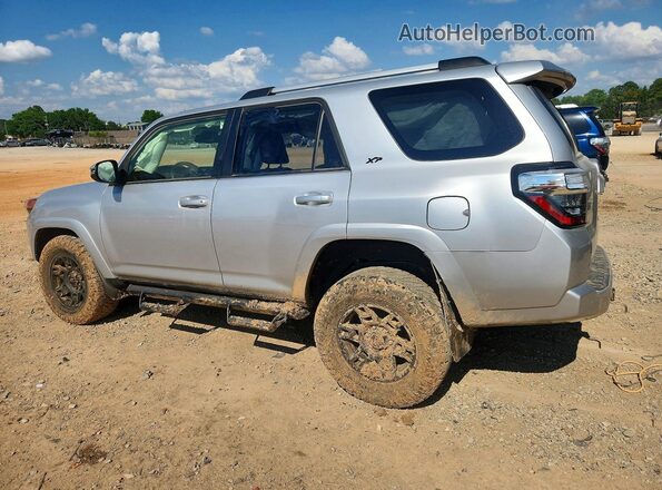 JTENU5JR2P6149534 2023 TOYOTA 4RUNNER Silver Tył lewy