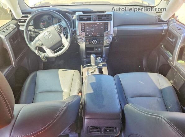 JTENU5JR2P6149534 2023 TOYOTA 4RUNNER Silver Widok deski rozdzielczej