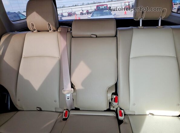 JTENU5JR3N6078423 2022 TOYOTA 4RUNNER Белый Вид задних сидений