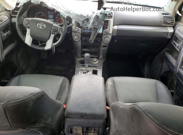 JTENU5JR9R6238620 2024 TOYOTA 4RUNNER Белый Вид панели приборов