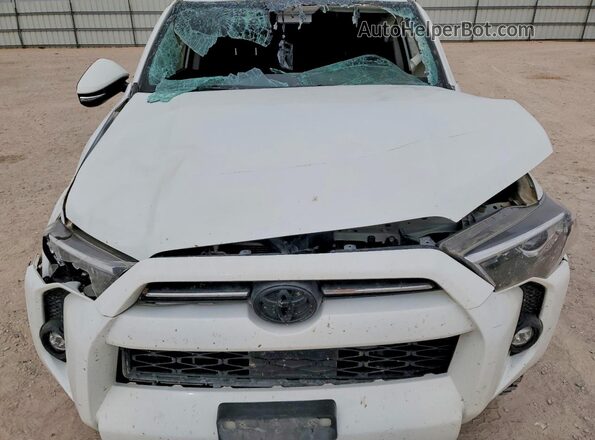 JTENU5JR9R6238620 2024 TOYOTA 4RUNNER Белый Вид подкапотного пространства