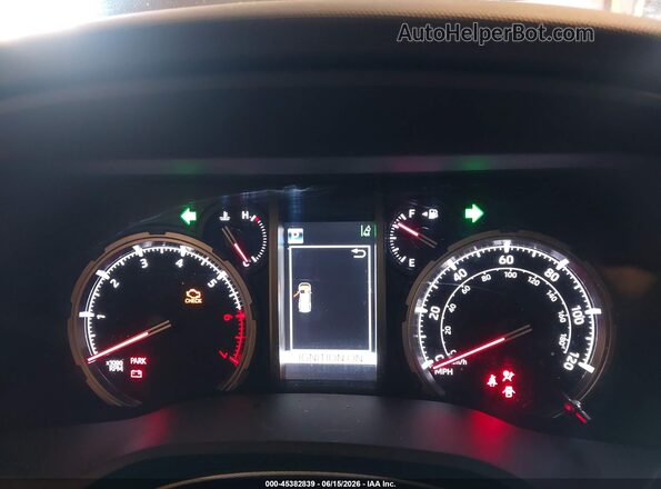 JTEPU5JR7R6226068 2024 TOYOTA 4RUNNER Black Widok tylnych siedzeń