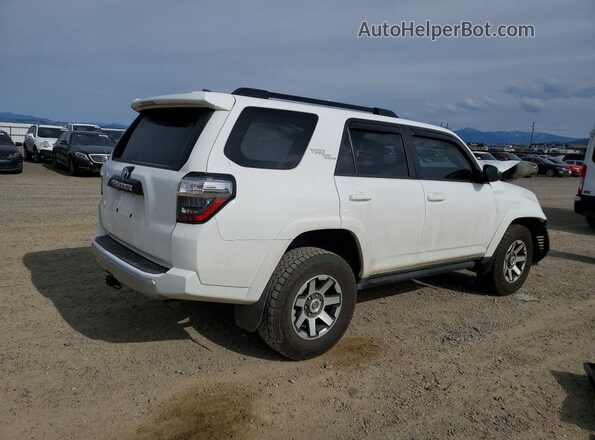 JTEPU5JR8M5849892 2021 TOYOTA 4RUNNER Белый Задняя правая четверть